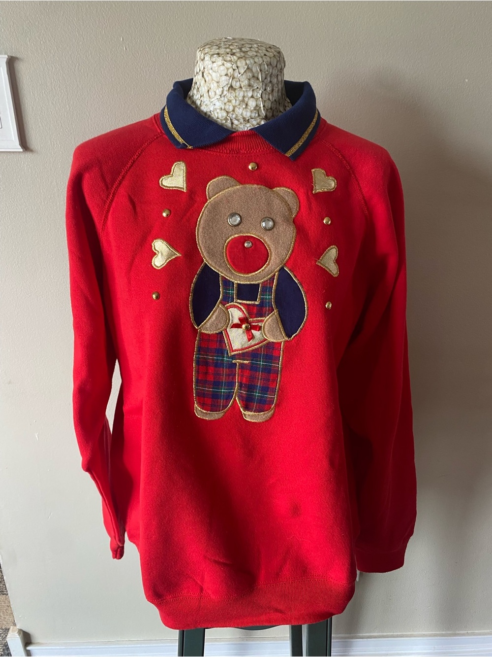Vintage 90s Red Bear Applique Christmas Sweatshirt